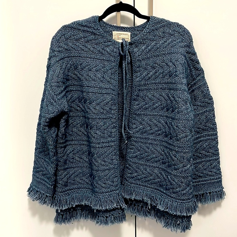 Sweater - Picture 4 of 5